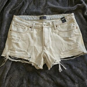 Low rise distressed shorts
